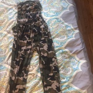 Hearts & Hips small Navy camouflage halter jumper